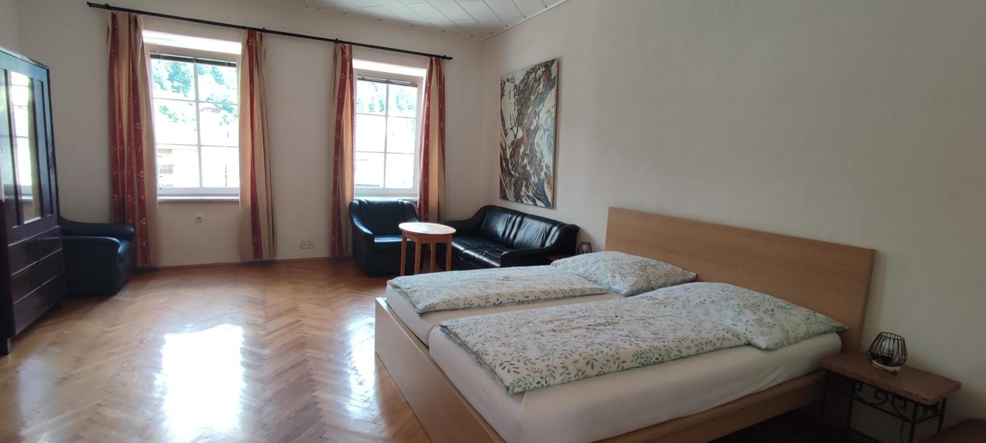 Gaestezimmer & Apartment Mayrhofer Waidhofen an der Ybbs Esterno foto