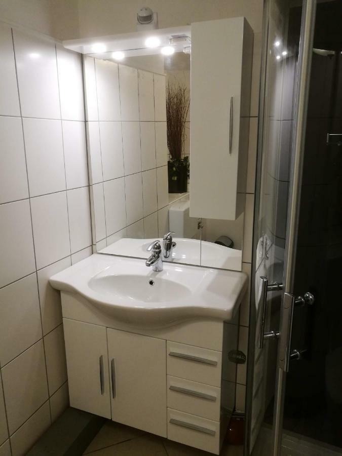 Gaestezimmer & Apartment Mayrhofer Waidhofen an der Ybbs Esterno foto